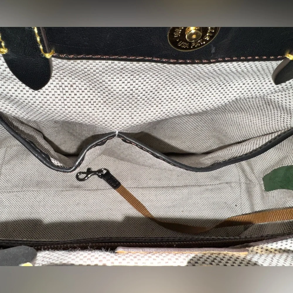 Dooney & Bourke Florentine Large Zip Barlow - Picture 9 of 11
